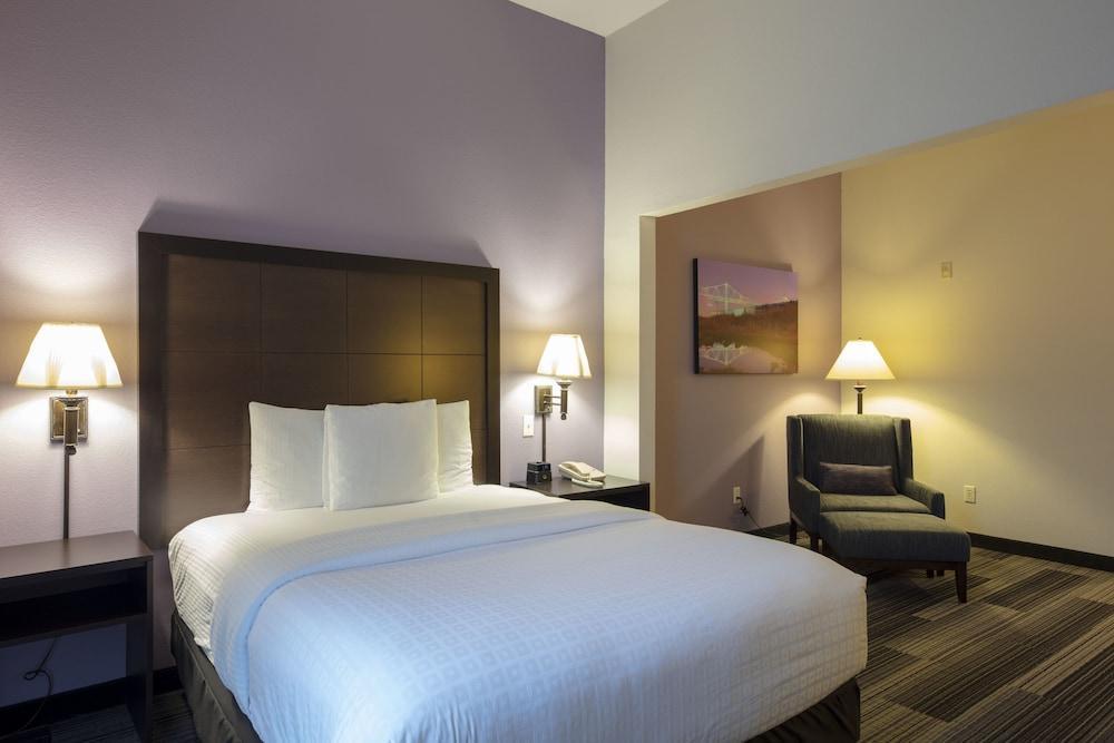 Готель La Quinta By Wyndham Springfield Airport Plaza Екстер'єр фото