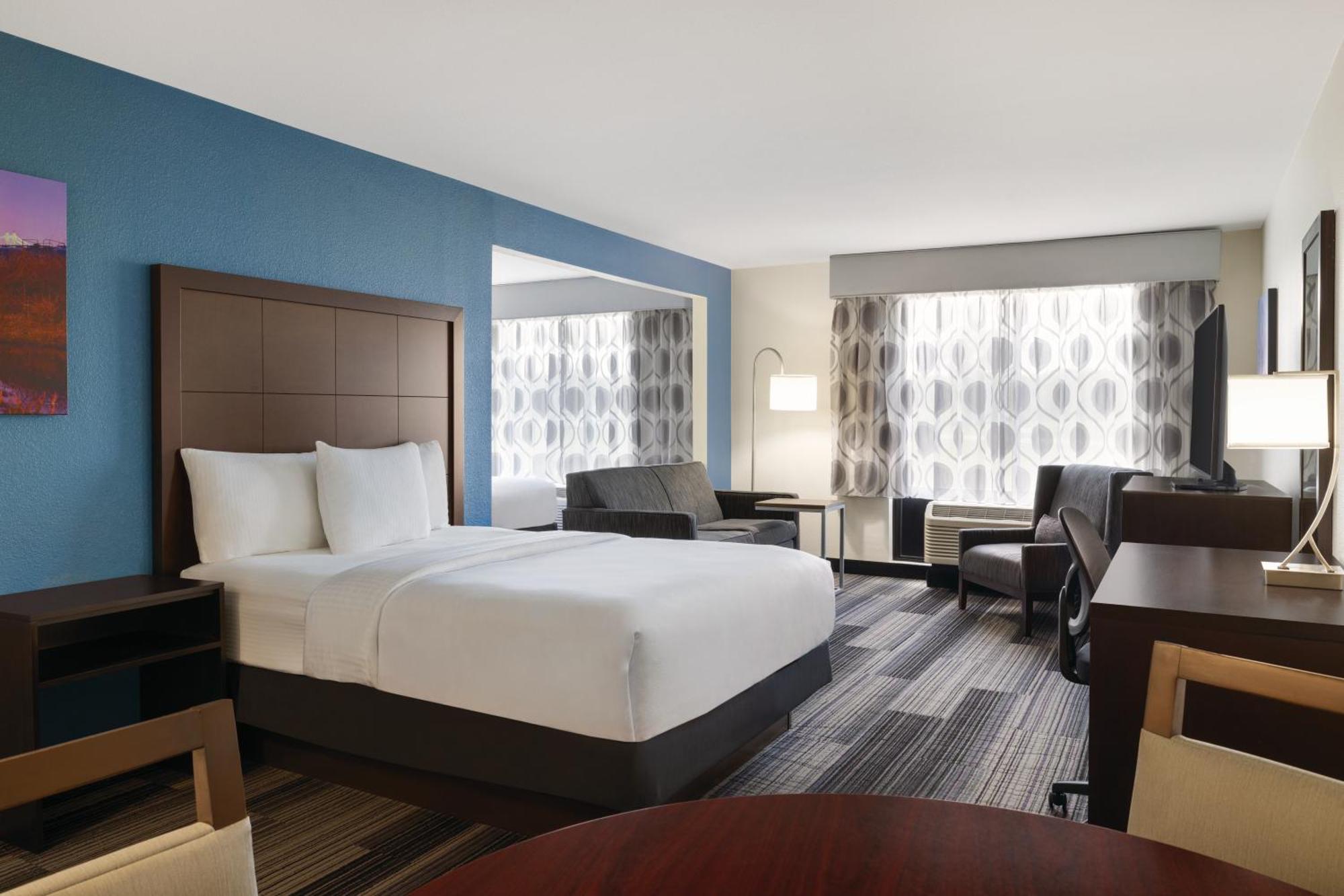 Готель La Quinta By Wyndham Springfield Airport Plaza Екстер'єр фото