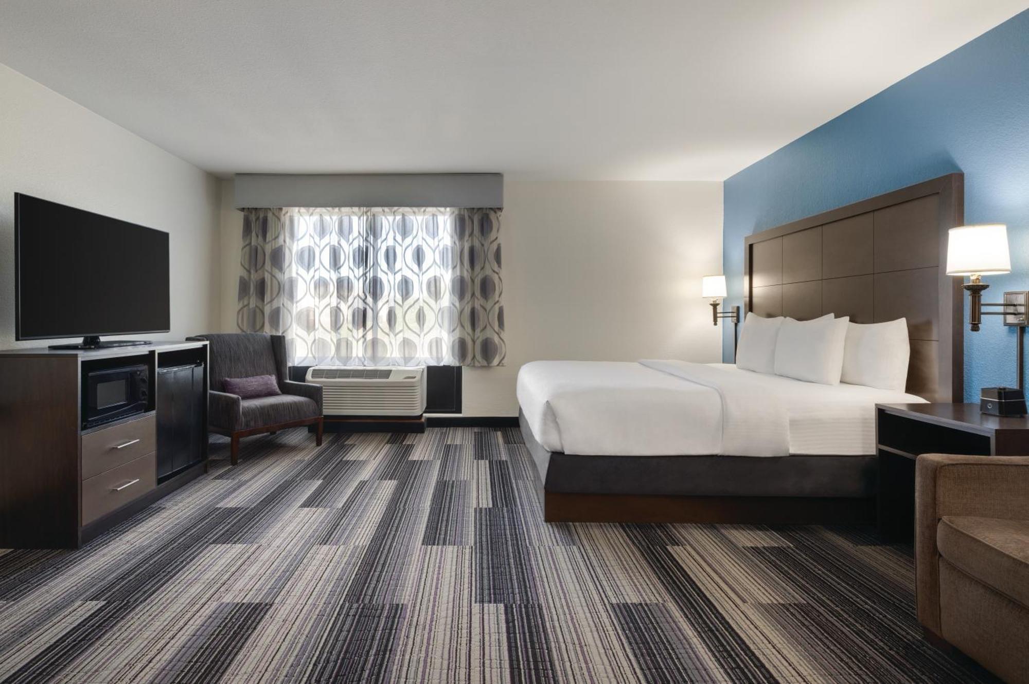 Готель La Quinta By Wyndham Springfield Airport Plaza Екстер'єр фото