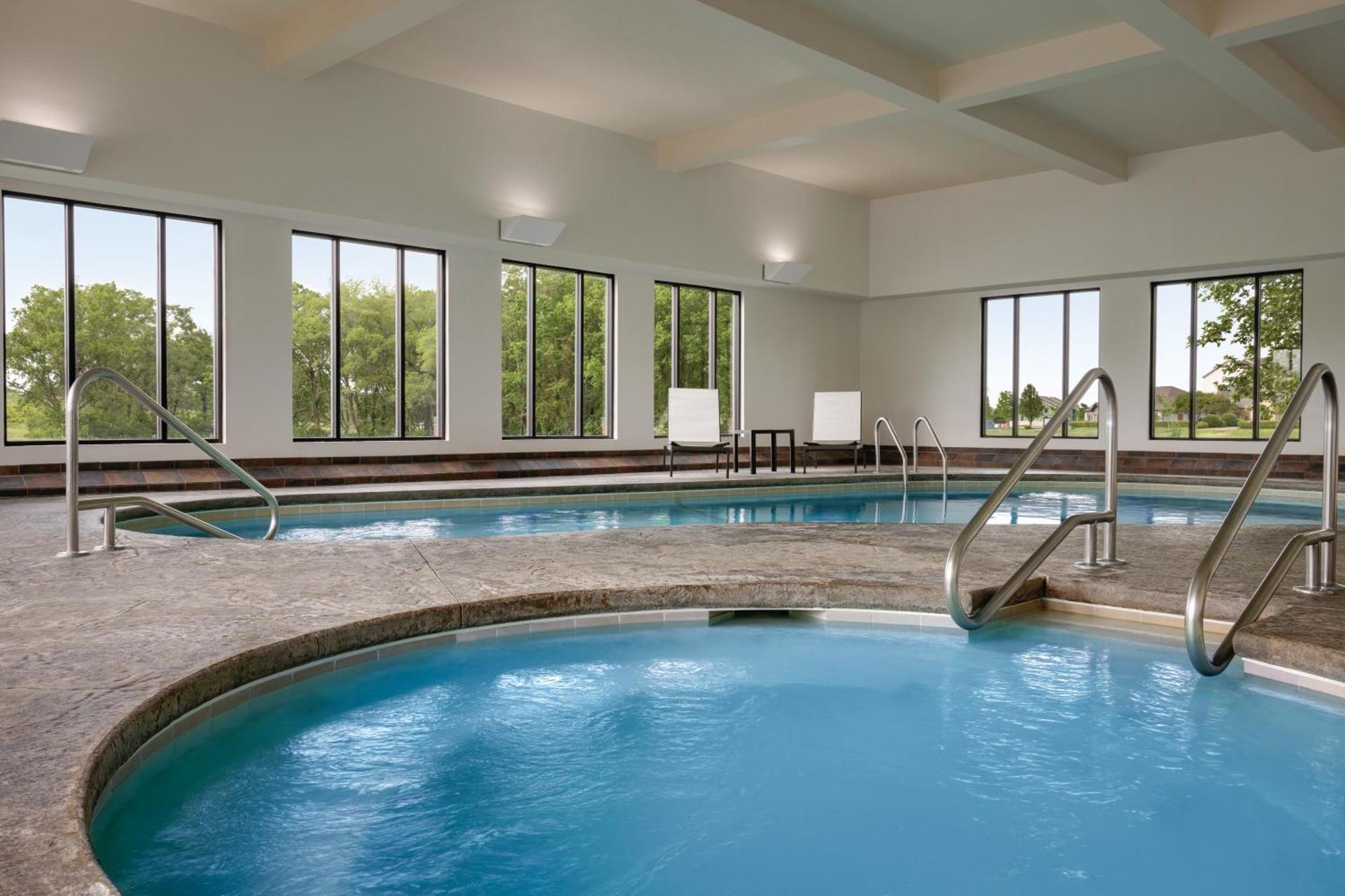 Готель La Quinta By Wyndham Springfield Airport Plaza Екстер'єр фото